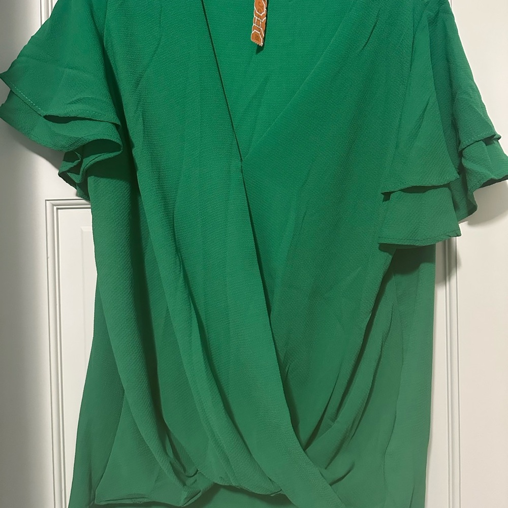 Vine & Love Emerald Ruffle Sleeve Blouse